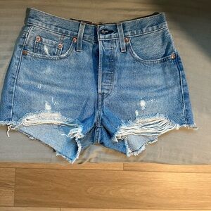 Levi’s Premium new with tags cut off shorts